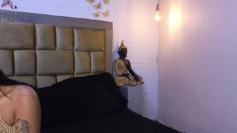 Snapshot of ximenawilliamss chatting on December 2025 09:22:01 PM ximena online show from December 2025 09:22:01 PM