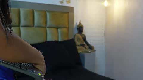 Snapshot of ximenawilliamss chatting on December 2025 10:23:02 AM ximena online show from December 2025 10:23:02 AM