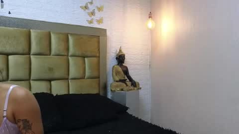 Snapshot of ximenawilliamss chatting on February 2026 12:23:01 AM ximena online show from February 2026 12:23:01 AM