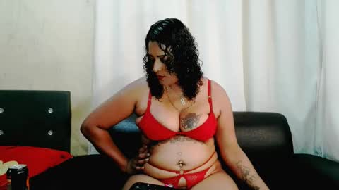 Snapshot of xindianxfireballx chatting on October 2025 09:57:02 AM XIndianXFireBallx online show from October 2025 09:57:02 AM