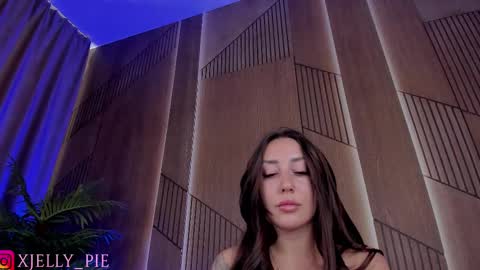 Charisma online show from November 2025 12:18:01 PM