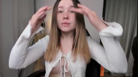 Milana online show from February 2026 06:39:02 AM