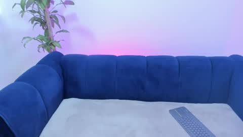 xoxo_angel online show from November 2025 02:38:01 PM