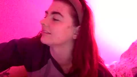 CHERRY online show from October 2025 07:23:02 AM