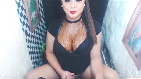 AYU  online show from September 2025 02:38:01 PM