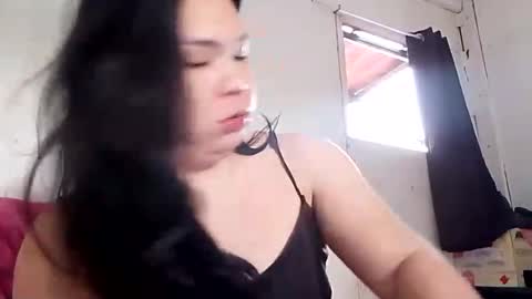 Nica online show from October 2025 02:33:01 AM