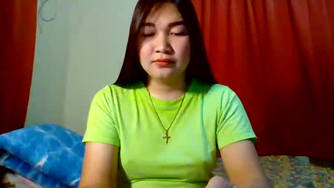 Snapshot of xsweetiemajax chatting on February 2025 01:36:01 AM HI IM PAULINE online show from February 2025 01:36:01 AM