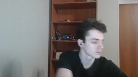 traqqq online show from November 2025 07:46:02 PM