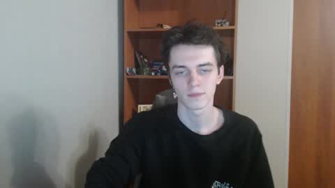 traqqq online show from November 2025 08:07:01 PM