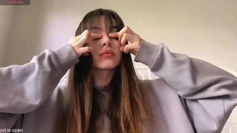 Lily online show from May 2026 12:23:02 PM
