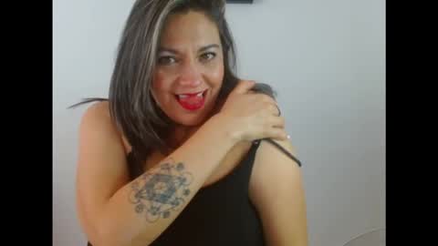 antonella online show from October 2025 04:27:02 PM
