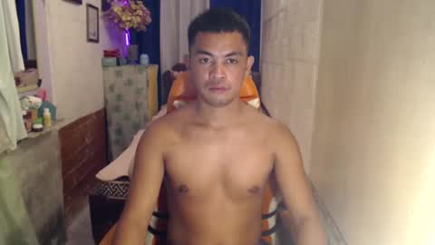 Snapshot of xxasianryanxx chatting on January 2025 04:18:01 PM xxasianryanxx online show from January 2025 04:18:01 PM