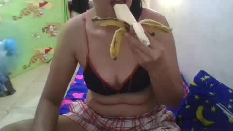 xxfergielisious online show from December 2025 06:19:01 AM