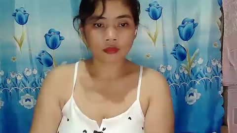 xxolevia online show from November 2025 01:33:02 PM