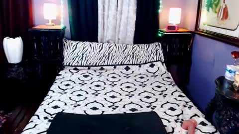 Snapshot of xxqueenofperfectionxx chatting on January 2025 07:37:01 PM urperfection kelly online show from January 2025 07:37:01 PM