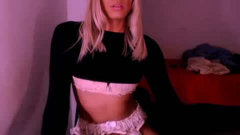 Chiara online show from November 2025 07:19:02 AM