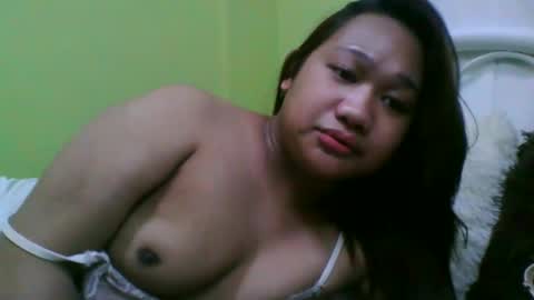 Snapshot of xxxgiganticoliviacummerxxx chatting on October 2025 05:46:01 AM OLIVIA online show from October 2025 05:46:01 AM