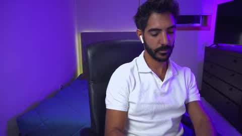 Snapshot of xxxhabibi chatting on October 2025 03:24:01 PM xxxhabibi online show from October 2025 03:24:01 PM