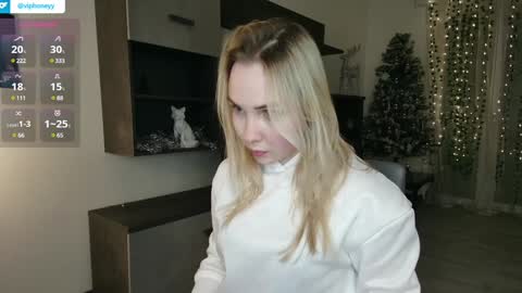 Snapshot of xxxhoneyxx chatting on January 2025 12:55:02 AM Onlyfanz online show from January 2025 12:55:02 AM