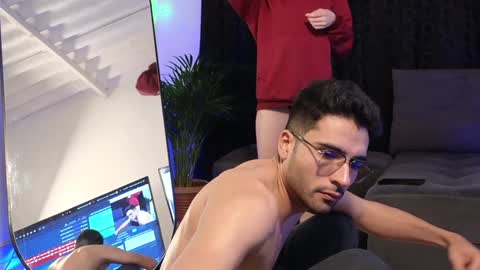 July and Fer online show from December 2024 08:28:02 AM