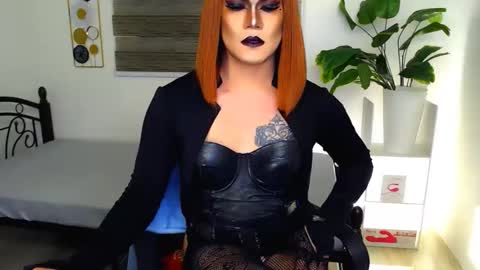 Snapshot of xyournightmarequeenx chatting on May 2026 06:59:01 PM QueenMarina online show from May 2026 06:59:01 PM