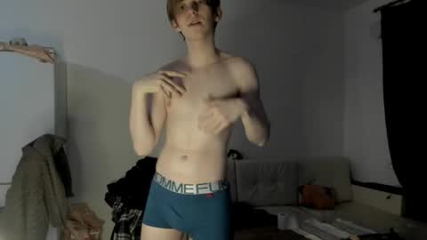 y0ursteve online show from May 2026 07:34:01 PM