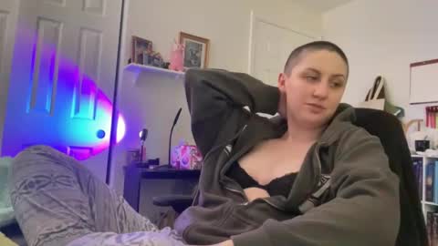 Snapshot of y0uvebeenjinxed chatting on October 2025 09:34:02 PM Jinx online show from October 2025 09:34:02 PM