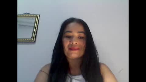 yakissmit online show from February 2026 03:44:01 AM