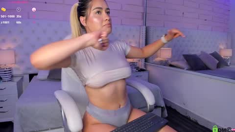 Yakeline online show from December 2024 09:29:02 PM