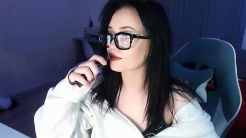 Snapshot of yamilean chatting on March 2026 11:33:01 PM Yami online show from March 2026 11:33:01 PM