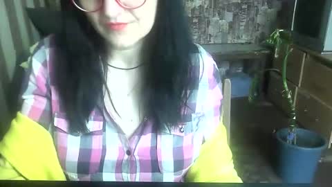 Snapshot of yanafiesta chatting on April 2026 01:20:01 PM yanafiesta online show from April 2026 01:20:01 PM