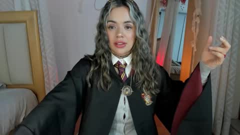 Snapshot of yandracelisoficial chatting on October 2025 02:34:01 AM YANDRA CELIS online show from October 2025 02:34:01 AM