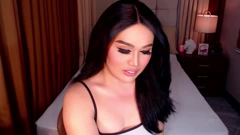 Snapshot of yanny_xoxo chatting on March 2025 03:02:02 AM Allisonn online show from March 2025 03:02:02 AM