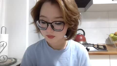 Snapshot of yanverfaille chatting on October 2025 04:15:02 PM Lily online show from October 2025 04:15:02 PM