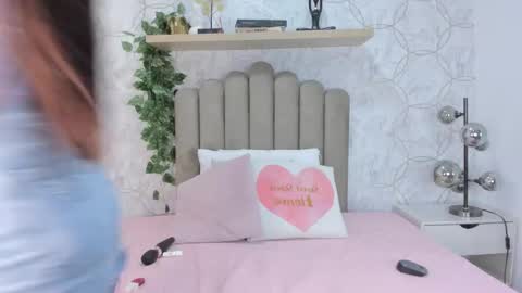 Snapshot of yaraamada chatting on September 2025 08:20:02 PM Yara online show from September 2025 08:20:02 PM