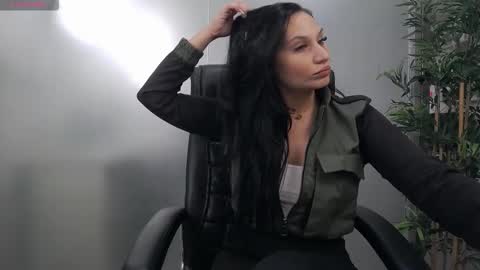 Yara online show from November 2025 05:17:02 AM