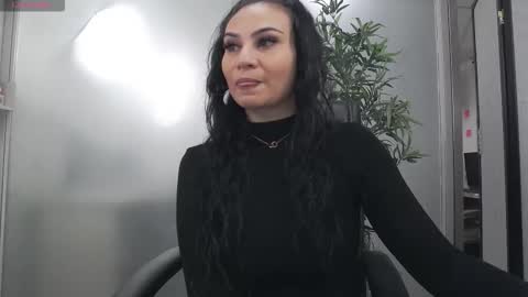 Yara online show from November 2025 04:57:01 AM