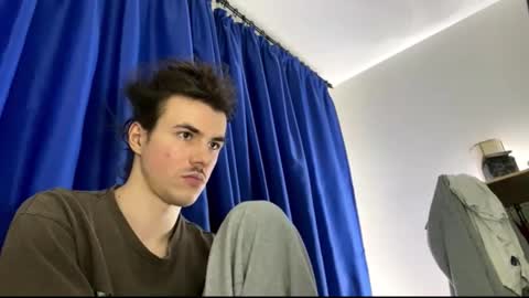 yayay333 online show from February 2026 08:53:02 PM