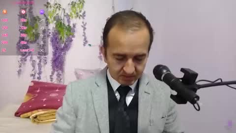 Hazzan online show from September 2025 04:12:02 PM