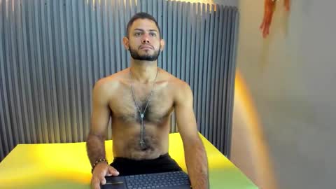 Snapshot of yeferson_scott chatting on October 2025 12:59:01 PM Yeferson online show from October 2025 12:59:01 PM