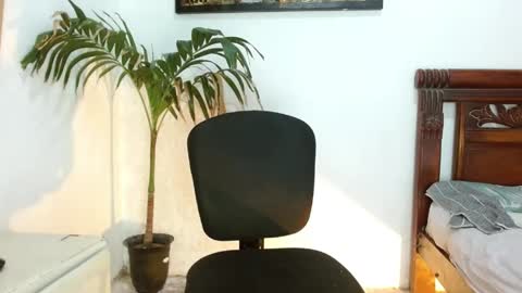 Snapshot of yeiko_park23 chatting on May 2026 02:31:02 AM Yeiko Park23 online show from May 2026 02:31:02 AM