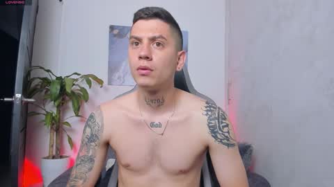 YEIKO ROMERO online show from December 2025 03:51:02 PM