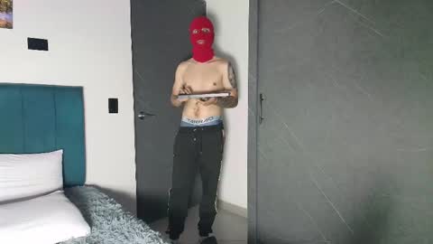 yeisongomezz online show from October 2025 06:45:01 AM