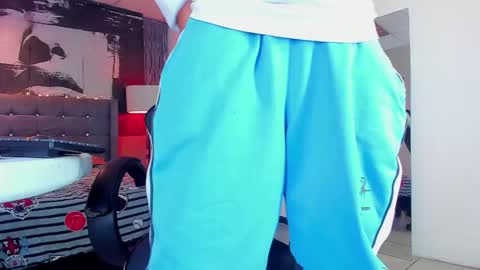 Snapshot of yerk_dan chatting on November 2025 05:09:02 AM Yerk online show from November 2025 05:09:02 AM