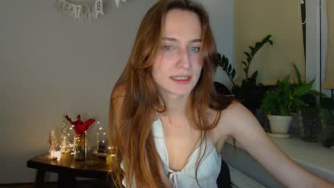 Snapshot of yes_to_heaven chatting on December 2024 09:24:01 PM Zoe online show from December 2024 09:24:01 PM