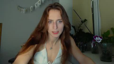 Snapshot of yes_to_heaven chatting on March 2025 09:37:01 PM Zoe online show from March 2025 09:37:01 PM