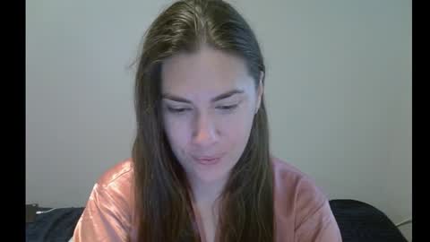 Kira online show from September 2025 12:06:01 PM