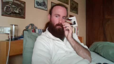 yeti_92 online show from October 2025 04:04:01 PM