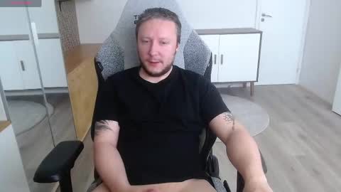 Snapshot of yhdxhy chatting on May 2026 08:30:02 AM James online show from May 2026 08:30:02 AM