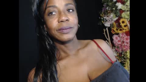 Snapshot of yhlemina chatting on November 2025 12:46:01 AM Ms. Mina online show from November 2025 12:46:01 AM